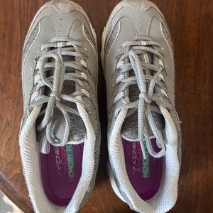 Skechers Cooled Memory Foam Sneakers.   Slightly worn.  Size 9.
